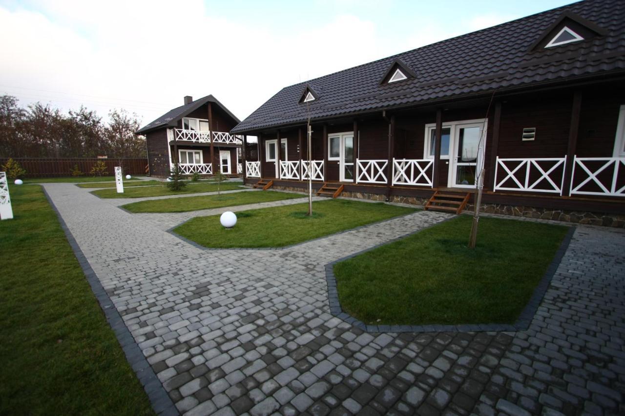 Ostrivky Hotel Svityaz' Exterior photo