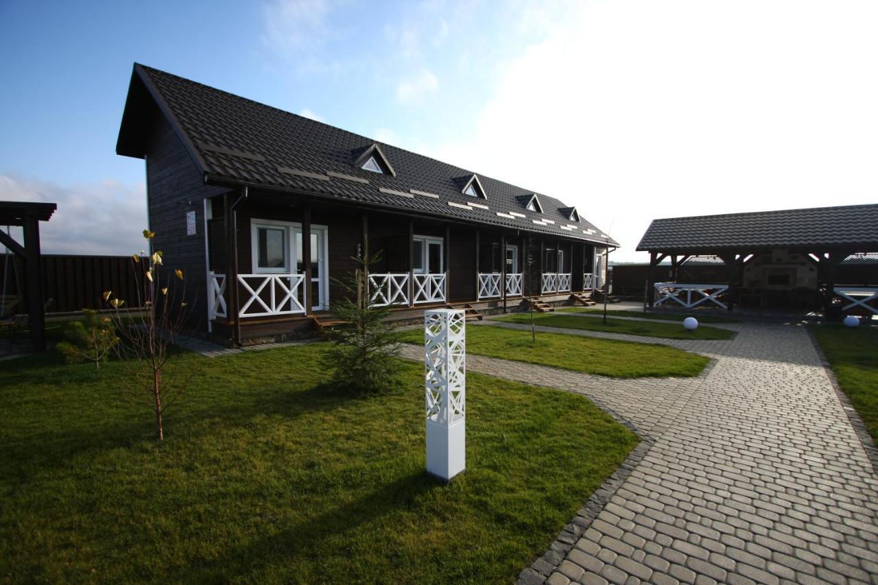 Ostrivky Hotel Svityaz' Exterior photo